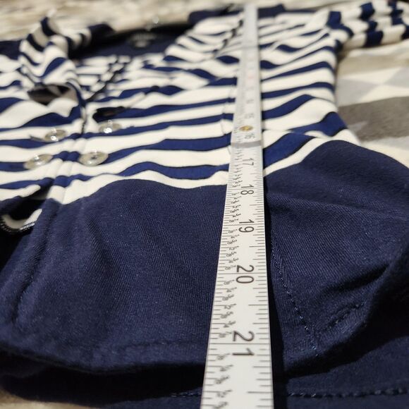 White House Black Market Blazer Size 6 White Blue Navy Striped  Front Buttons. - Picture 3 of 10